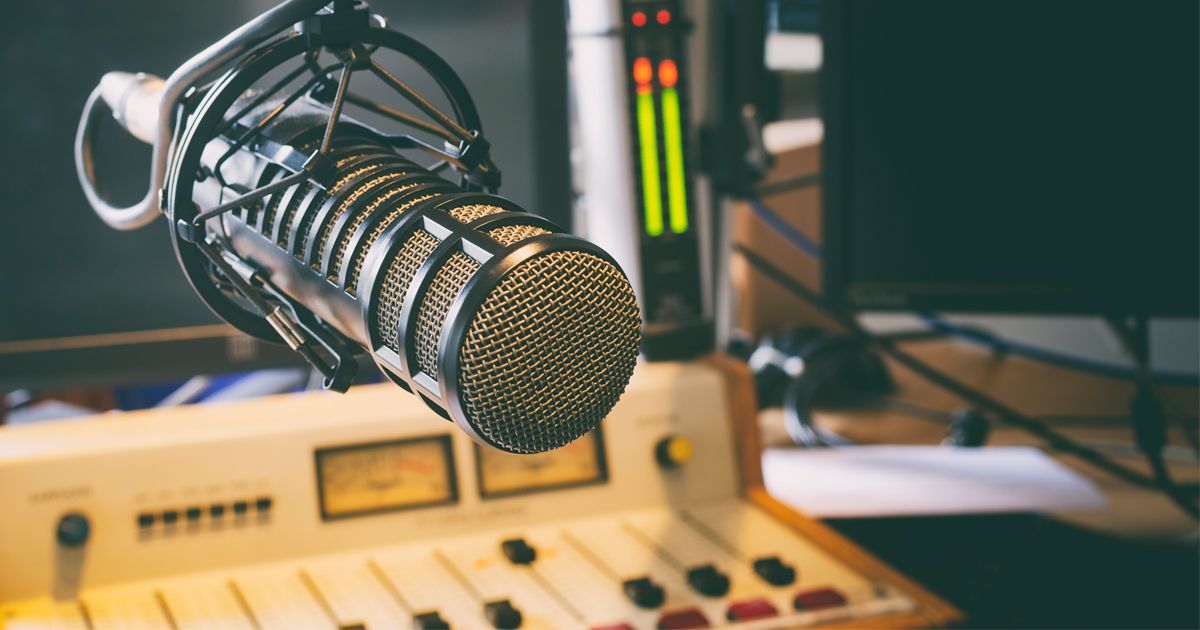 Re:You - 88.9 FM Hills Radio interview with Dr. Zanna Murfitt image